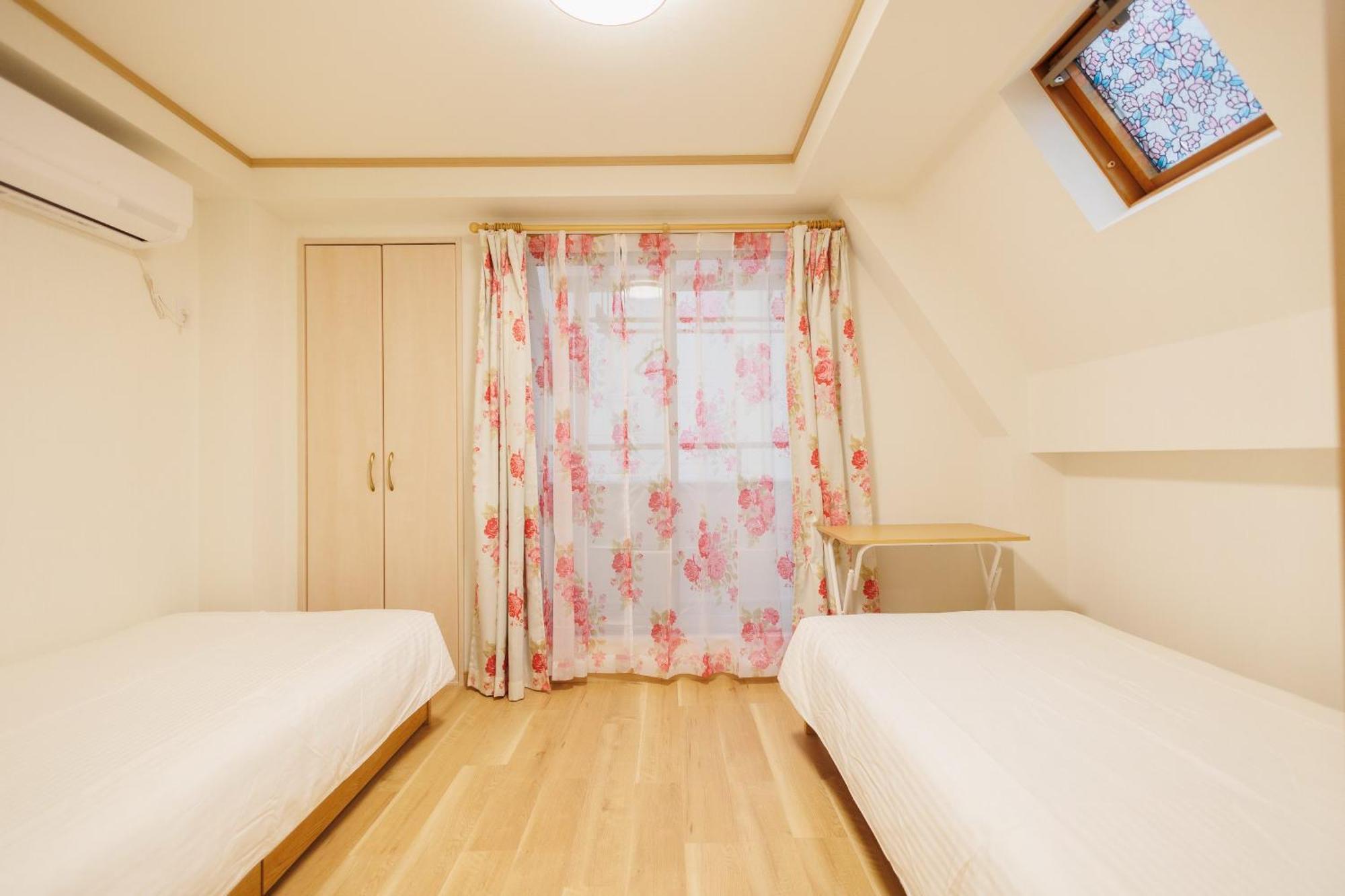 Hotaku Hotel Akihabara طوكيو الغرفة الصورة
